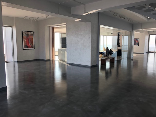 5 BHK Semi Furnished in Sesen , Nepeansea Road